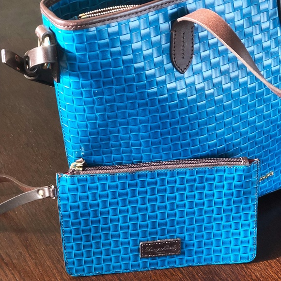 NWOT Dooney & Bourke Blue Leather Tote - Picture 9 of 16